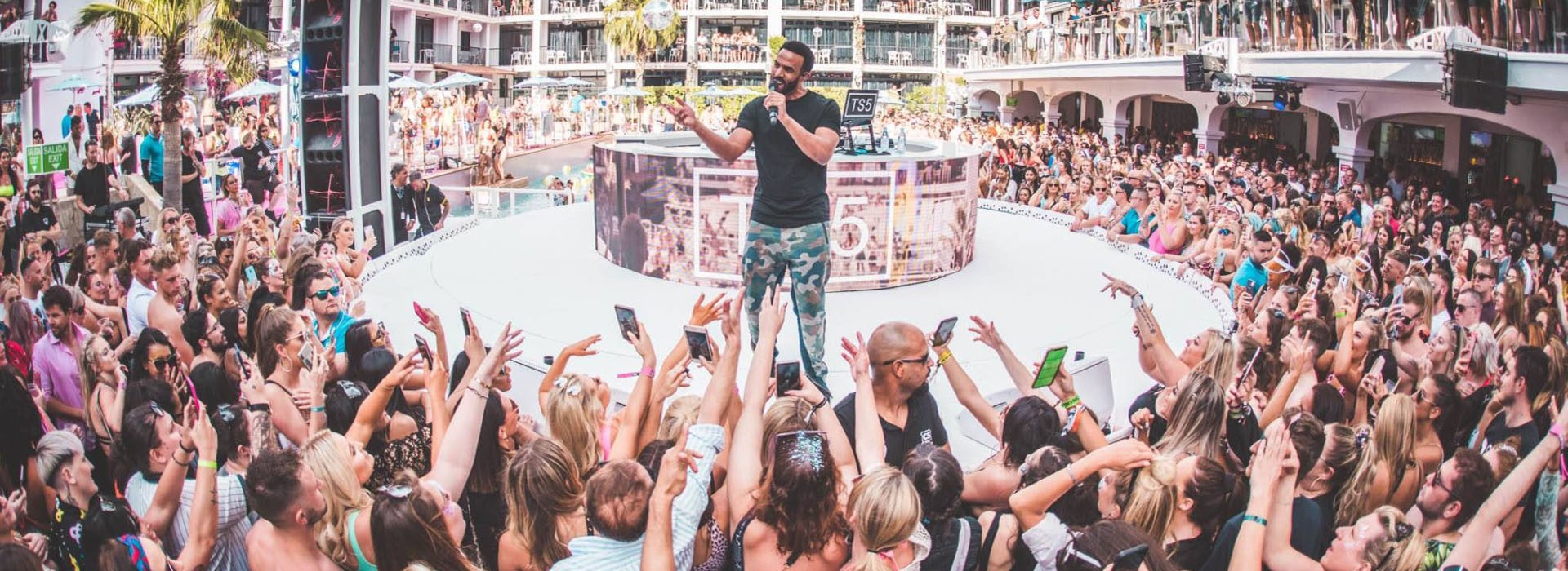 Do you know where to listen to live music in Ibiza?