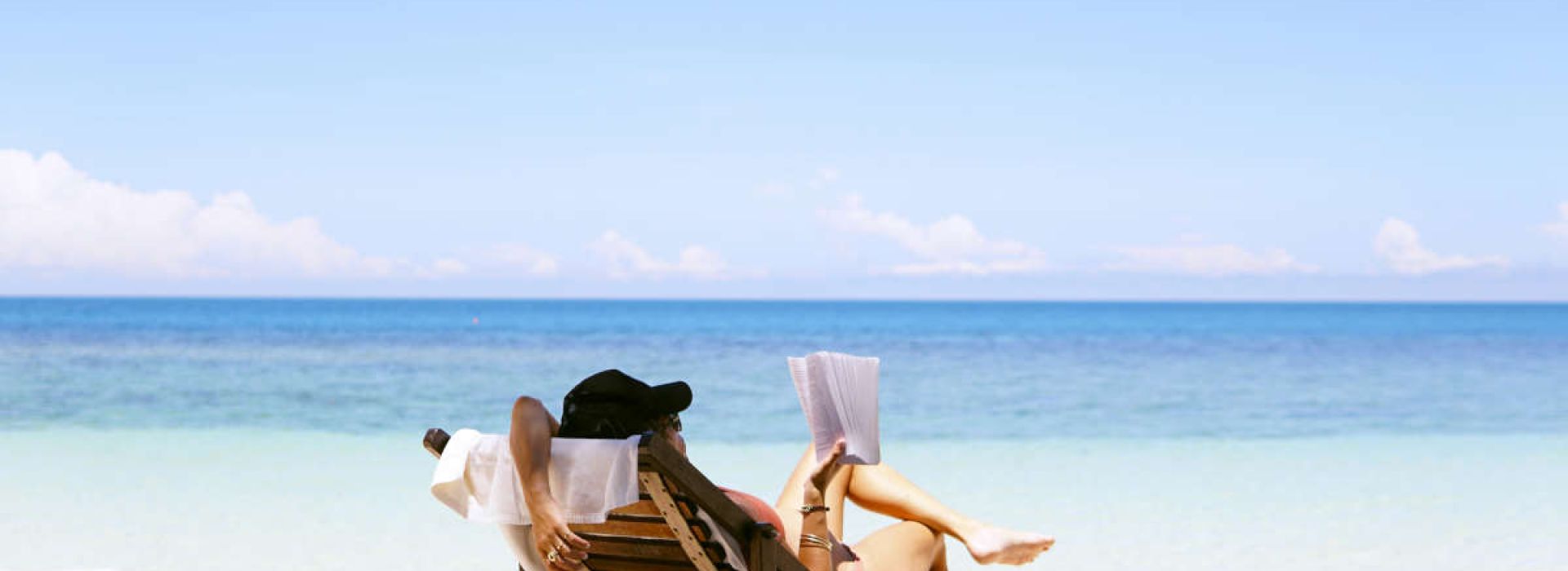 Complete guide to Playa d'en Bossa: what you need to know before you travel