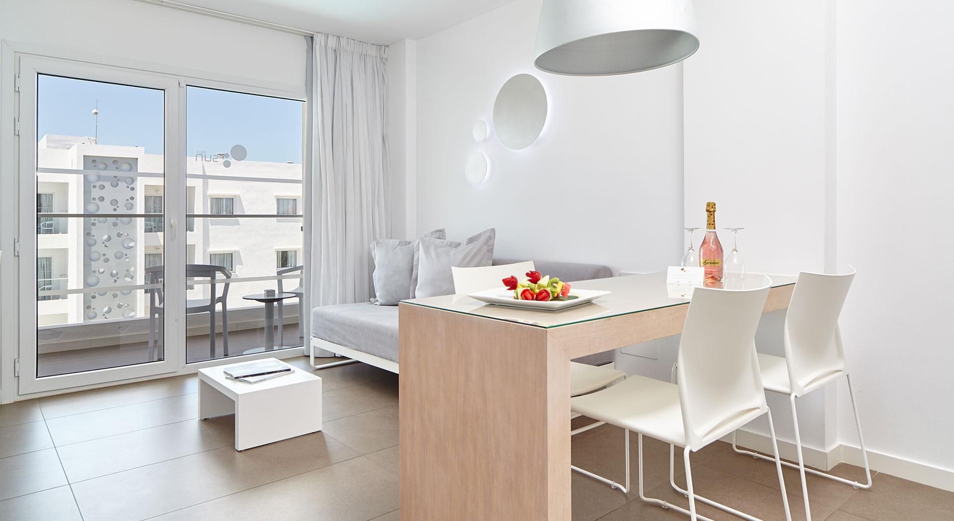Ibiza Sun Apartments Junior Suite Living Room