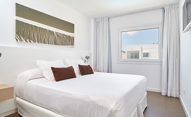 Ibiza Sun Apartments Junior Suite Bedroom