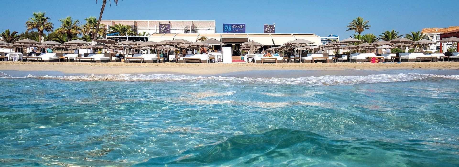 Beach Bars in Playa d'en Bossa, Ibiza: Recommended Options